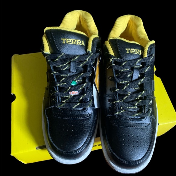 terra Other - STEEL TOES TERRA PROTECTIVE FOOTWEAR Size 8 for men/women